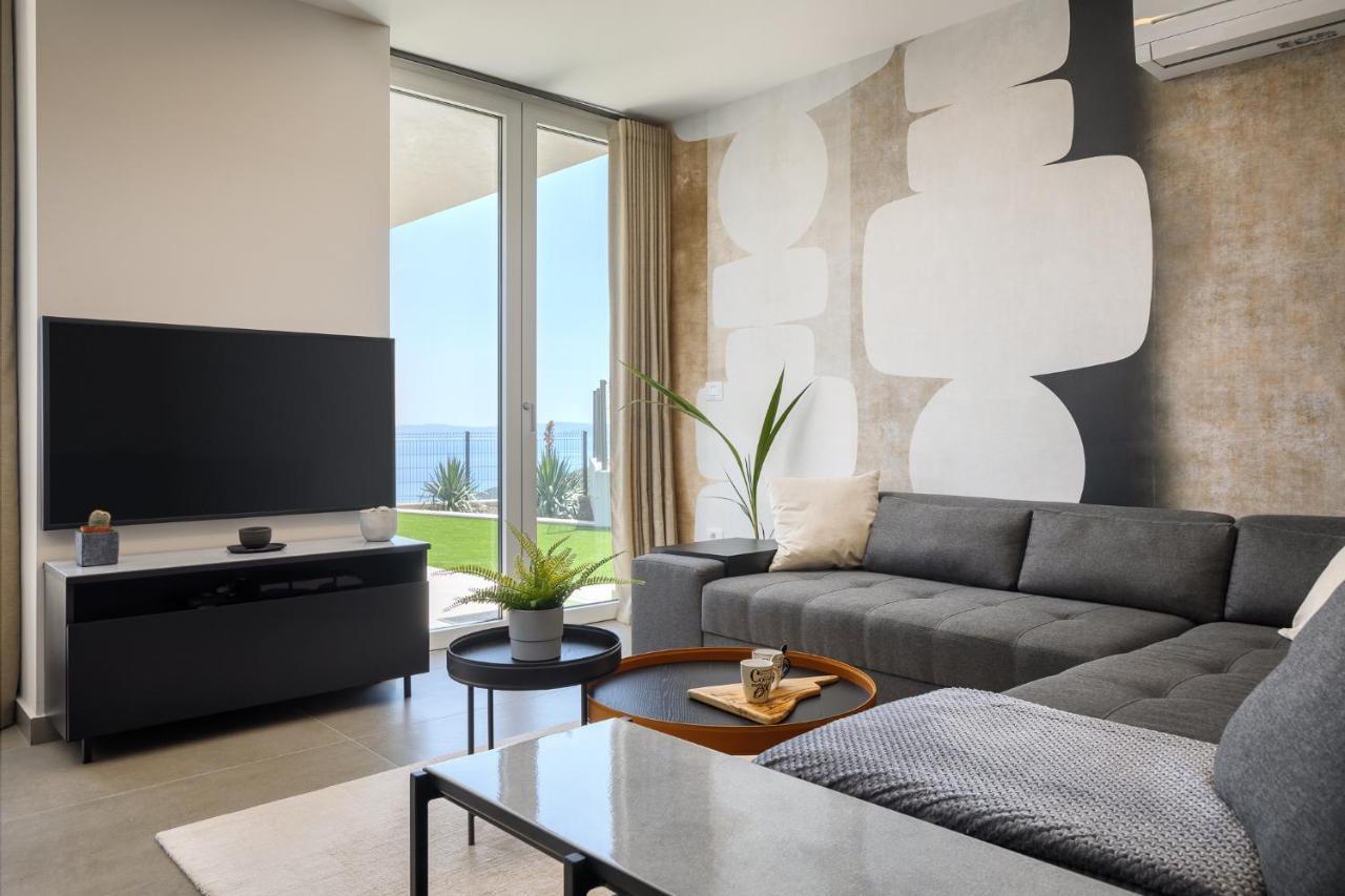 Royal Hilltop Residence Labin  Esterno foto