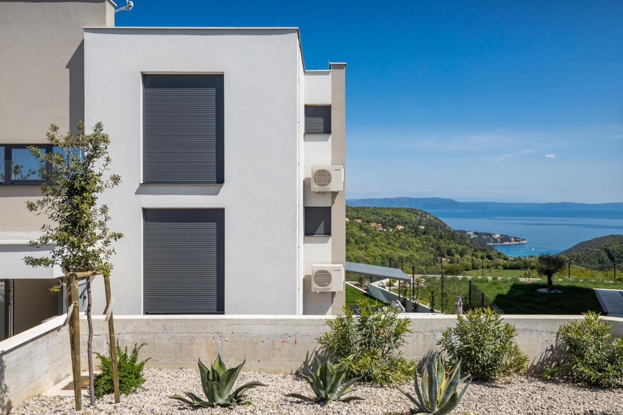 Royal Hilltop Residence Labin  Esterno foto