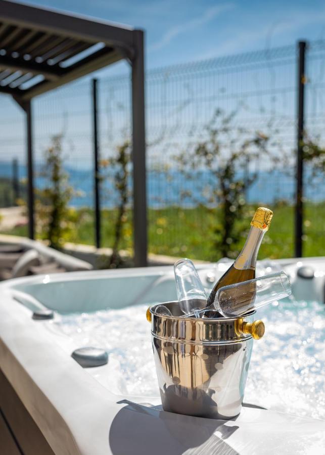 Royal Hilltop Residence Labin  Esterno foto
